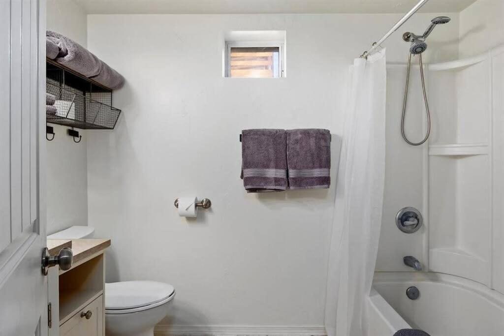 #Stayinmydistrict Twin Falls Pendleton Chic Suite Extérieur photo