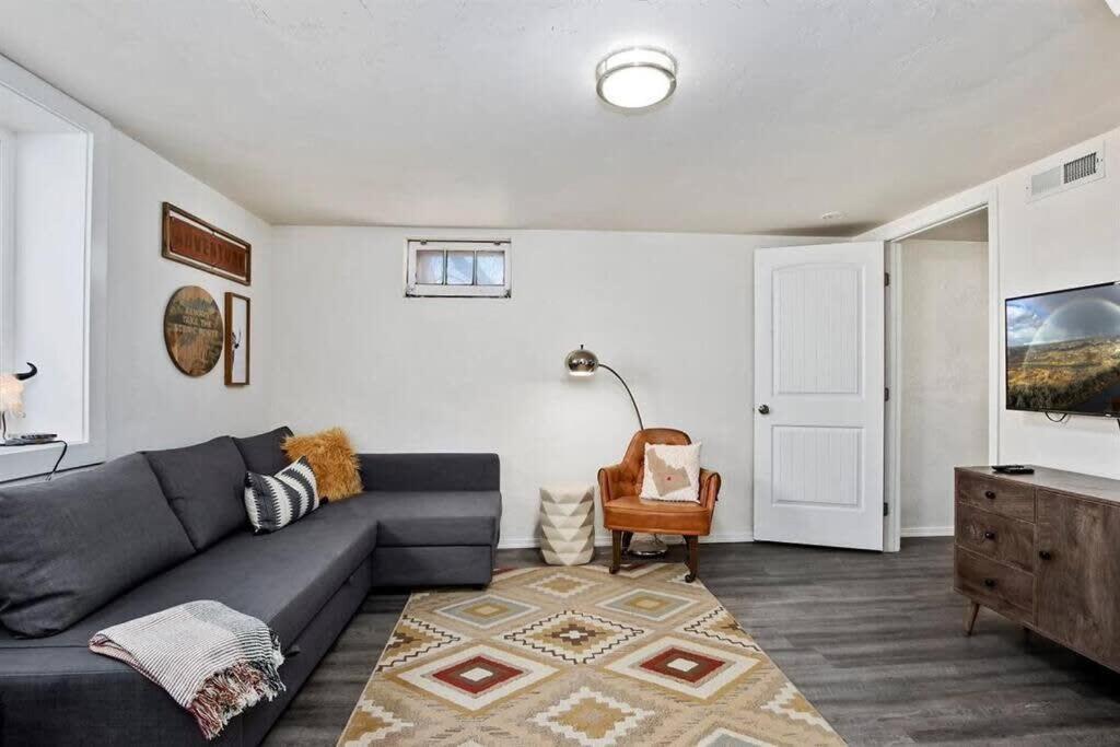 #Stayinmydistrict Twin Falls Pendleton Chic Suite Extérieur photo