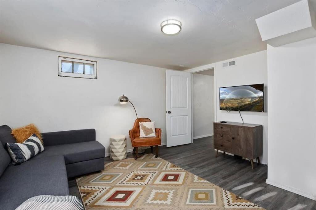 #Stayinmydistrict Twin Falls Pendleton Chic Suite Extérieur photo