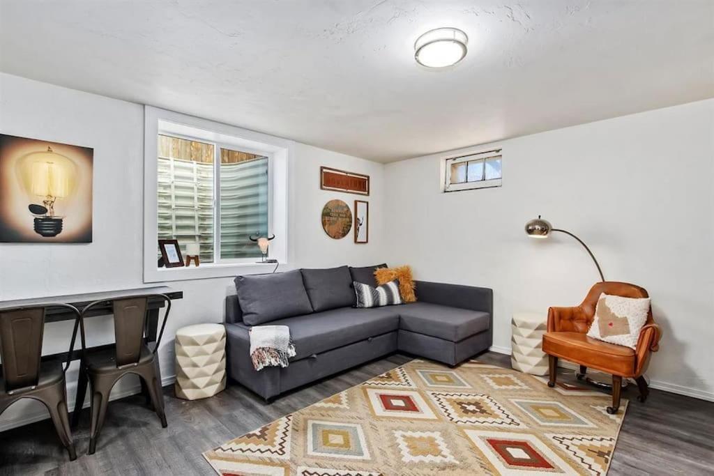 #Stayinmydistrict Twin Falls Pendleton Chic Suite Extérieur photo